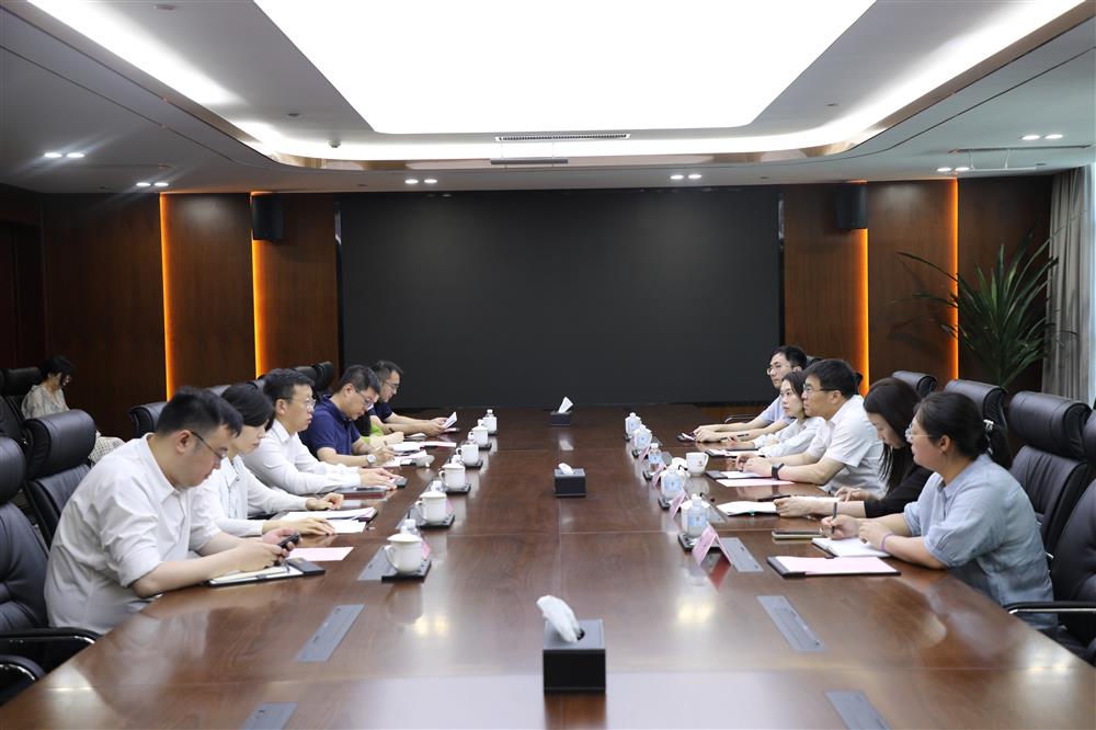 银企携手 精准赋能！ 中国进出口银行山东省分行党委书记、行长高泽峰一行到365英国上市调研